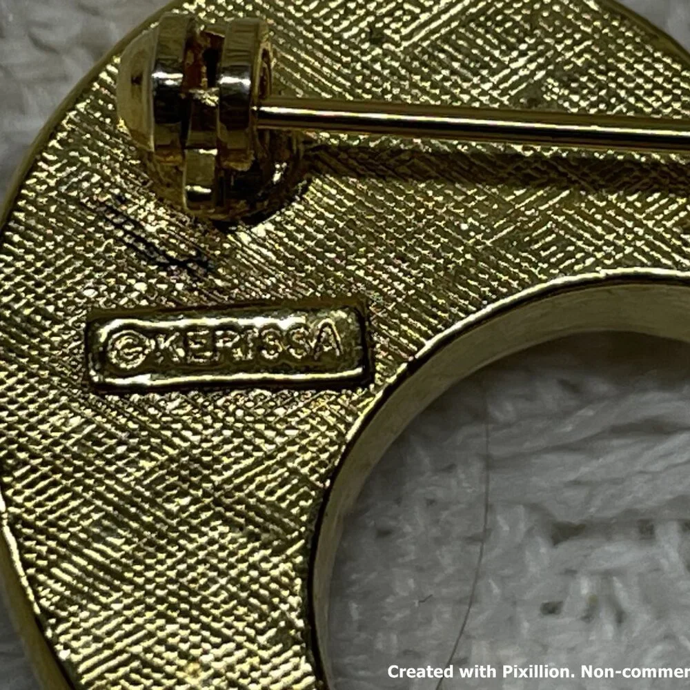 VINTAGE SIGNED KERRISA ENAMELED INLAY ABSTRACT COOL BROWNS HEART BROOCH PIN NICE - Picture 3 of 4